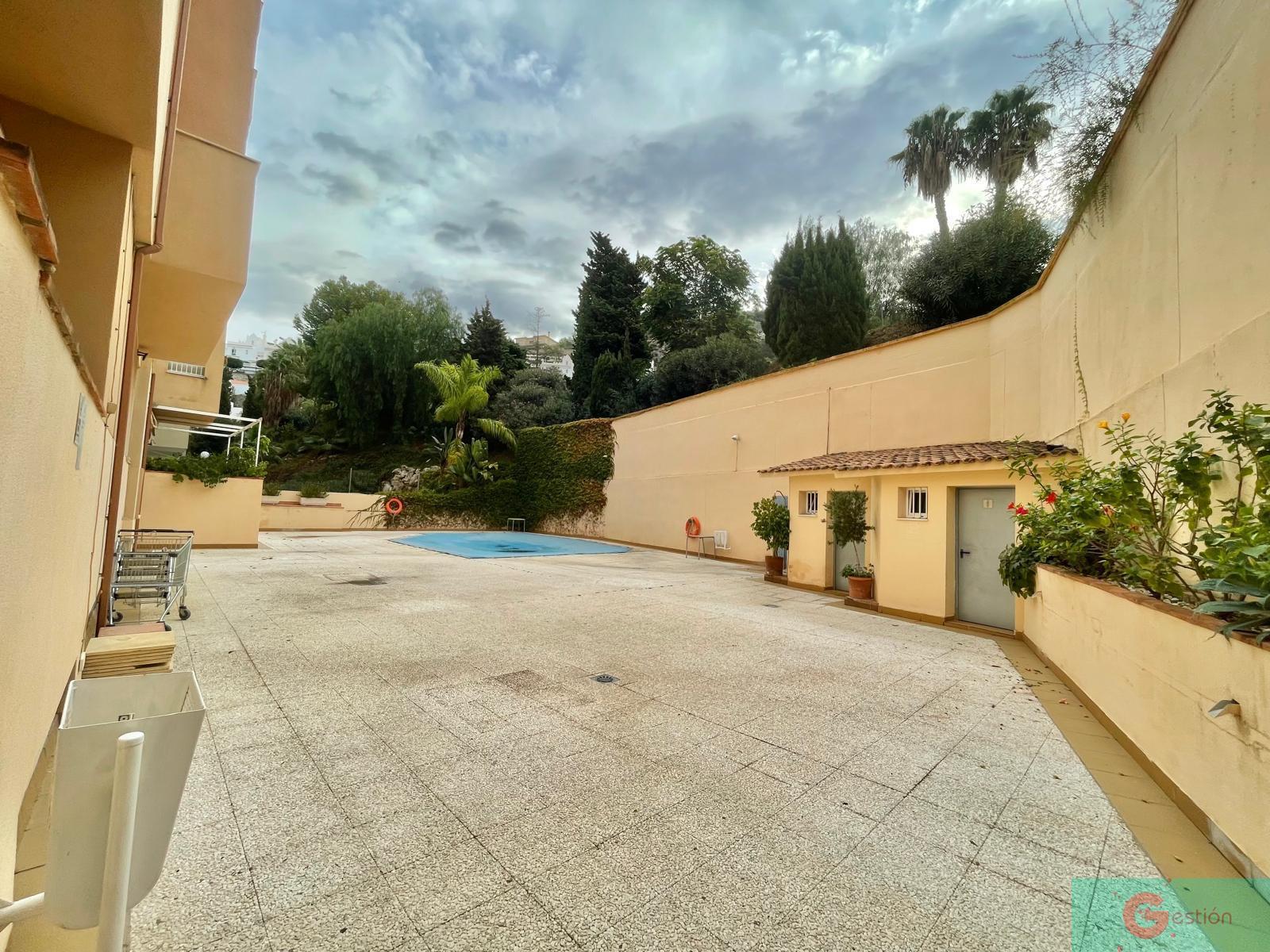 For sale of flat in Almuñécar