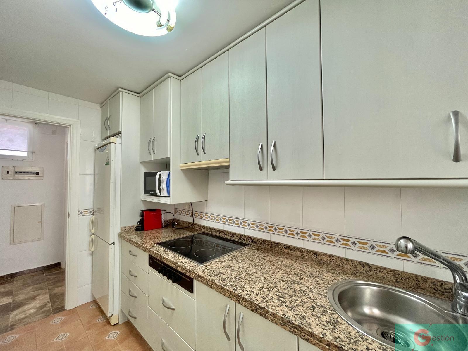For sale of flat in Almuñécar