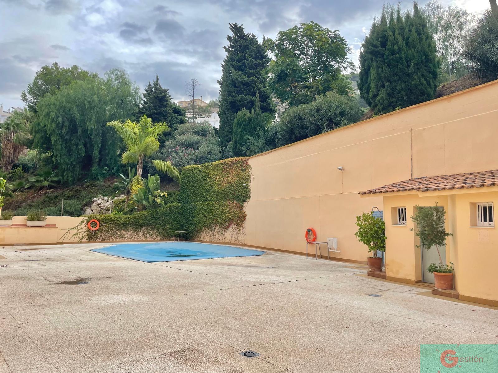 For sale of flat in Almuñécar