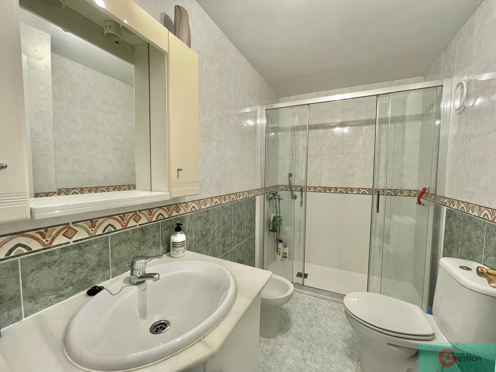 For sale of flat in Almuñécar