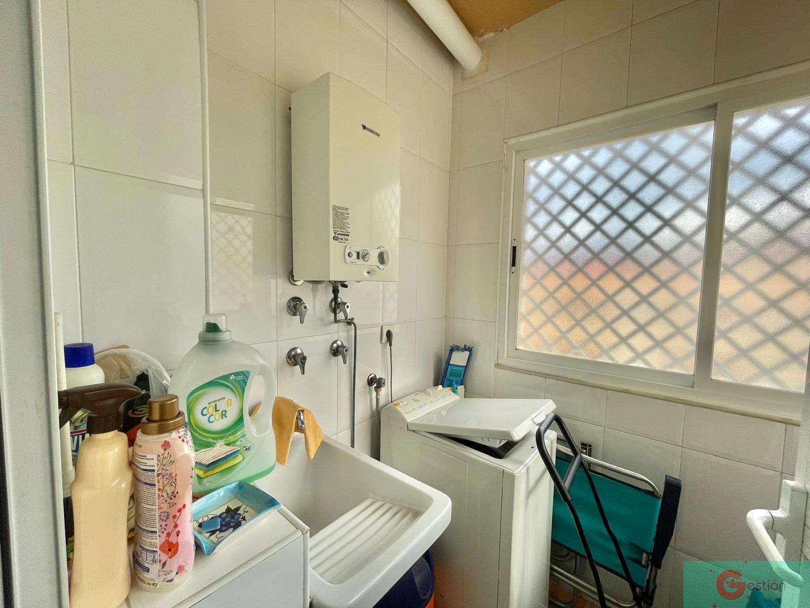 For sale of flat in Almuñécar