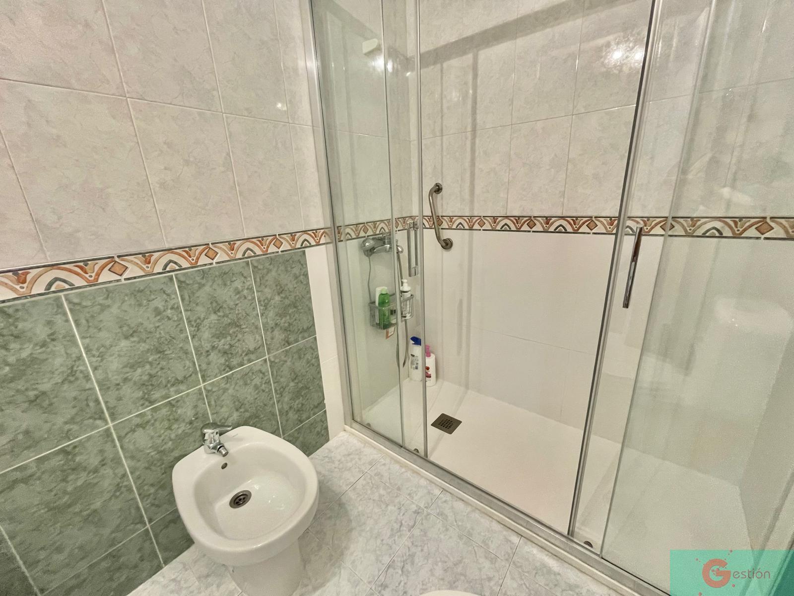 For sale of flat in Almuñécar