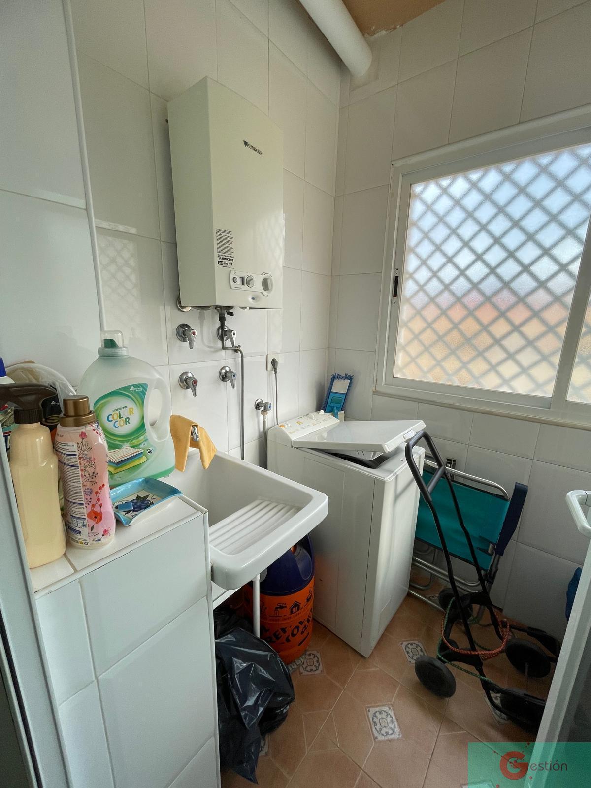 For sale of flat in Almuñécar