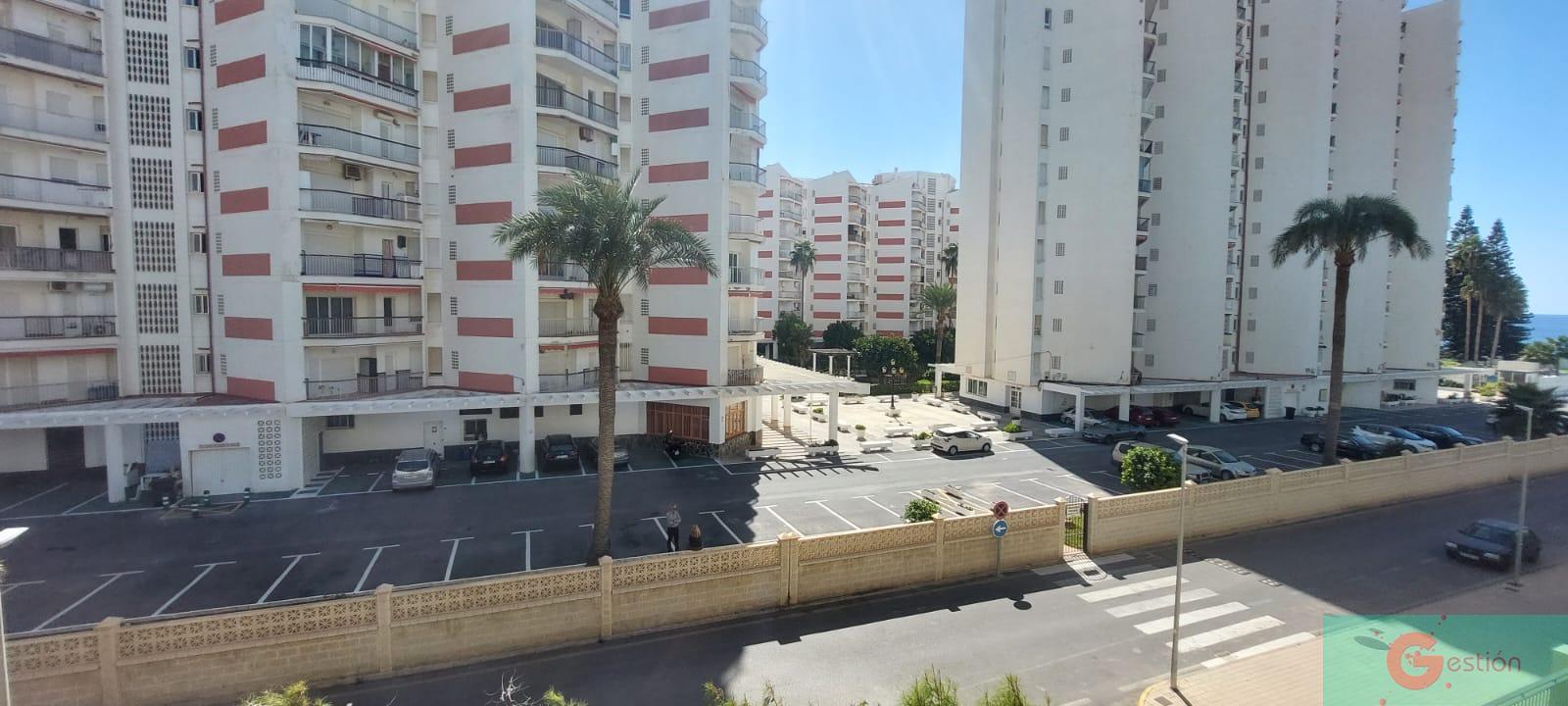 For sale of apartment in Salobreña