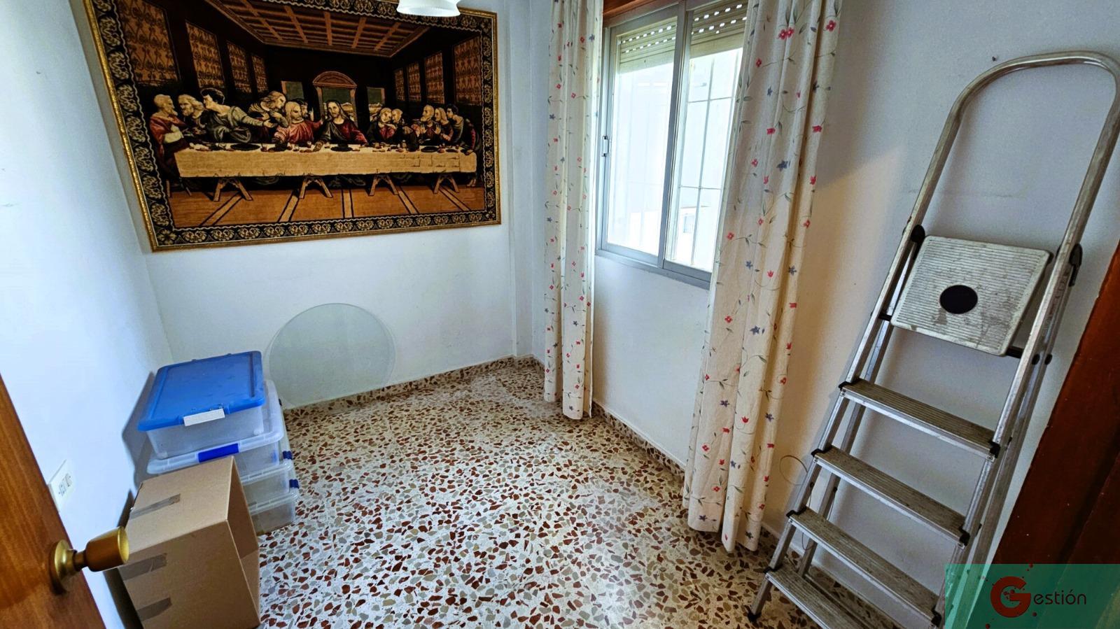 For sale of flat in Motril