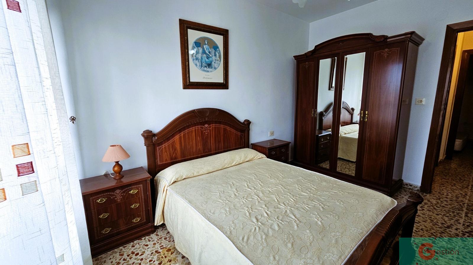 For sale of flat in Motril