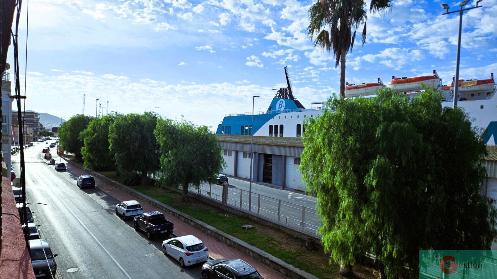 For sale of flat in Motril