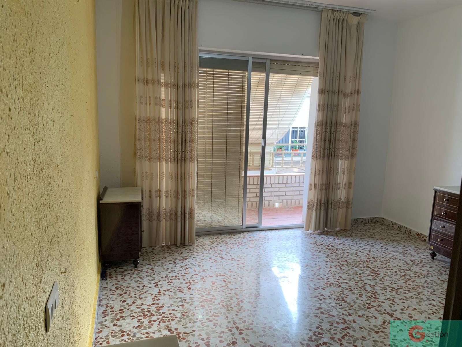 For sale of house in Salobreña
