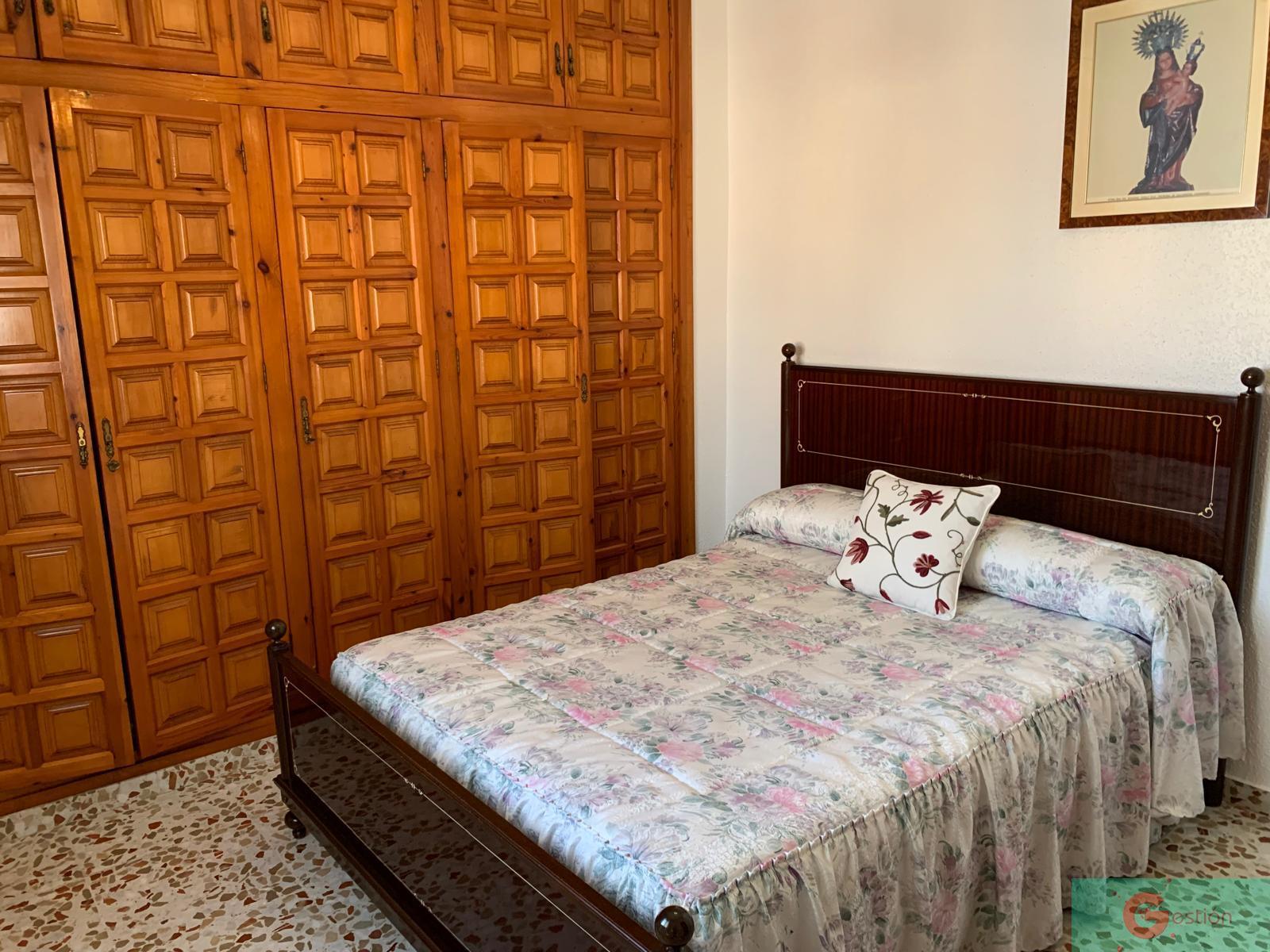 For sale of house in Salobreña
