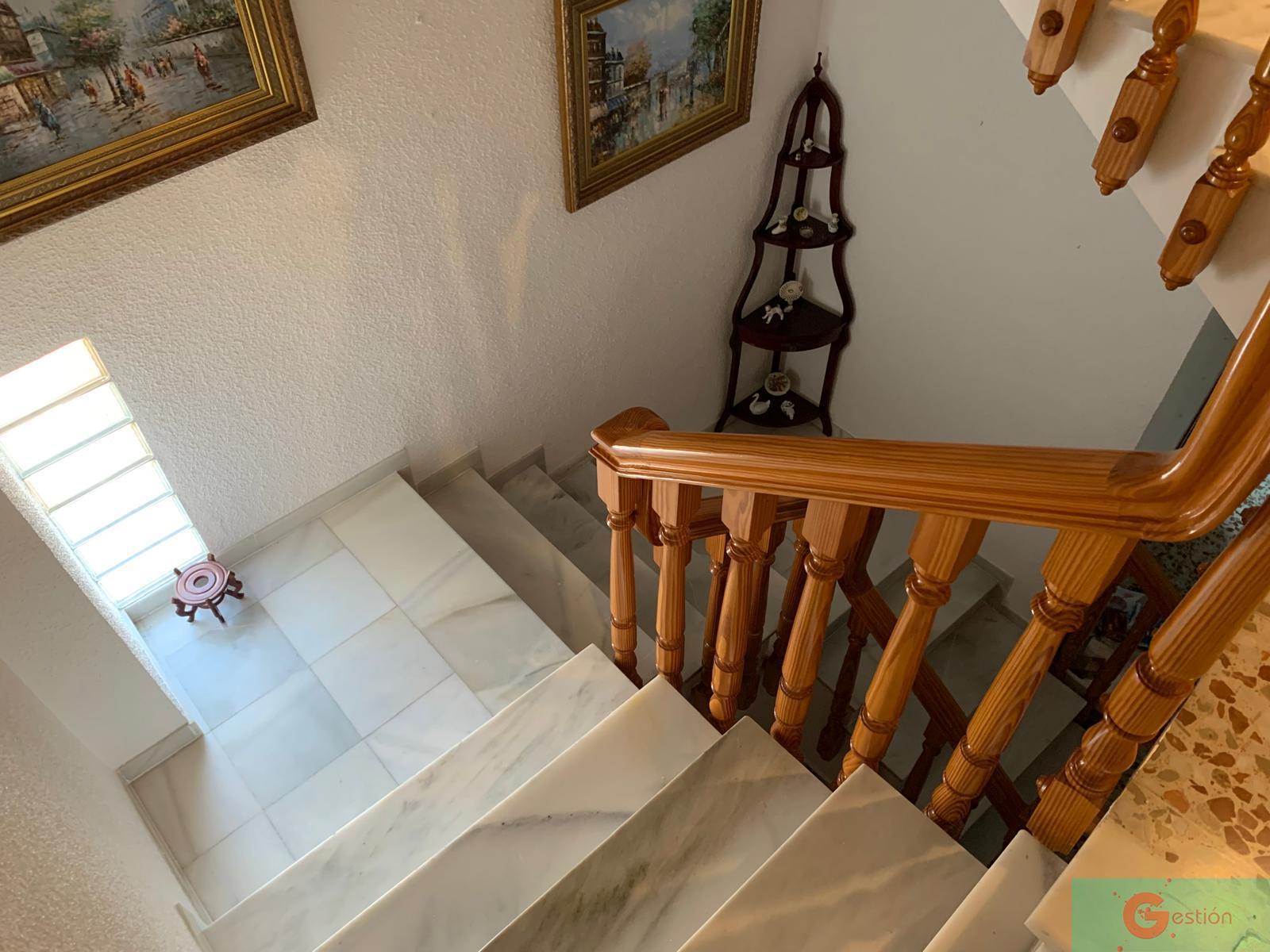 For sale of house in Salobreña