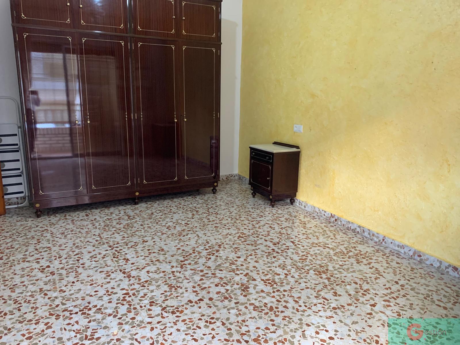 For sale of house in Salobreña