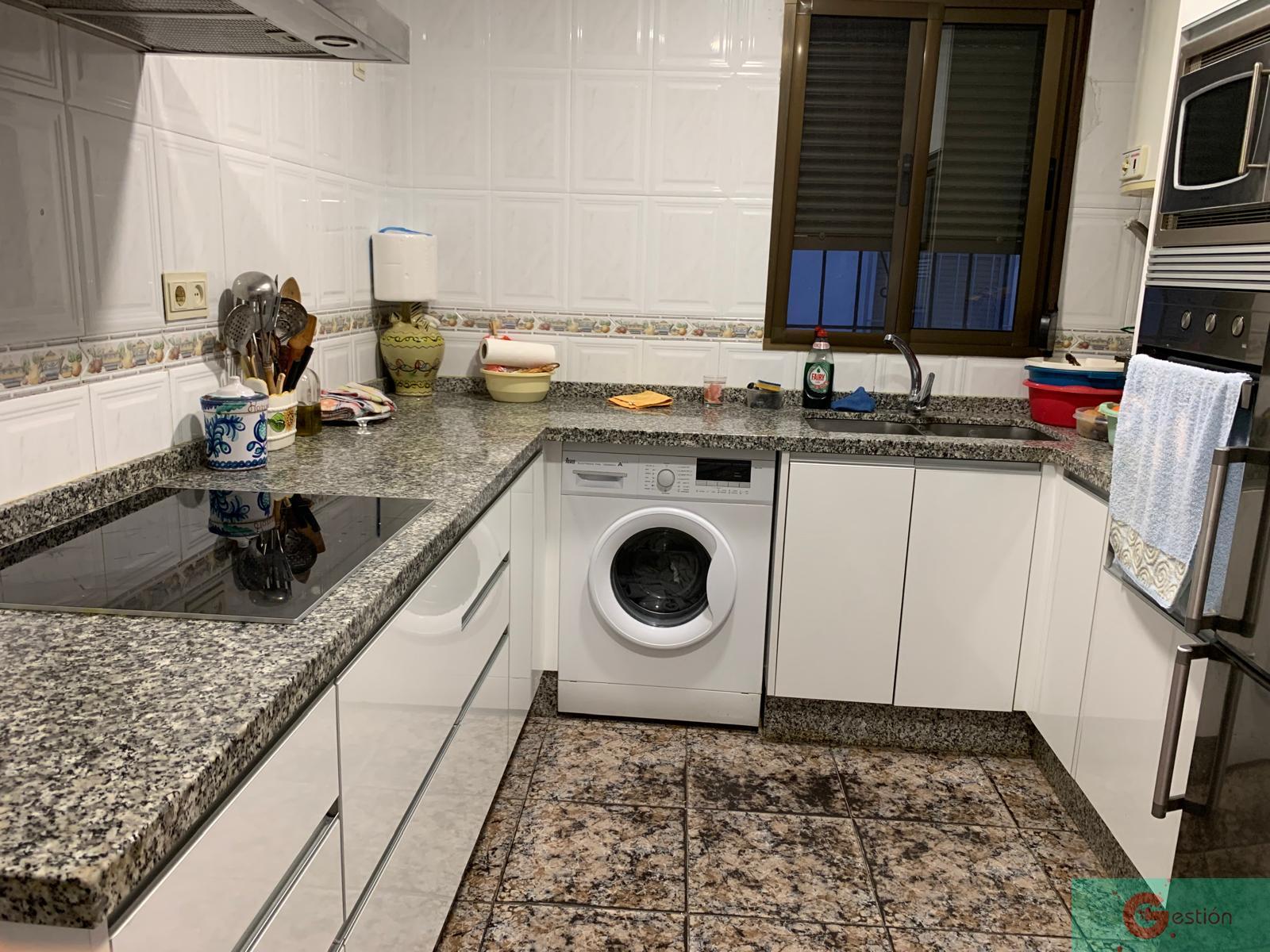 For sale of house in Molvízar