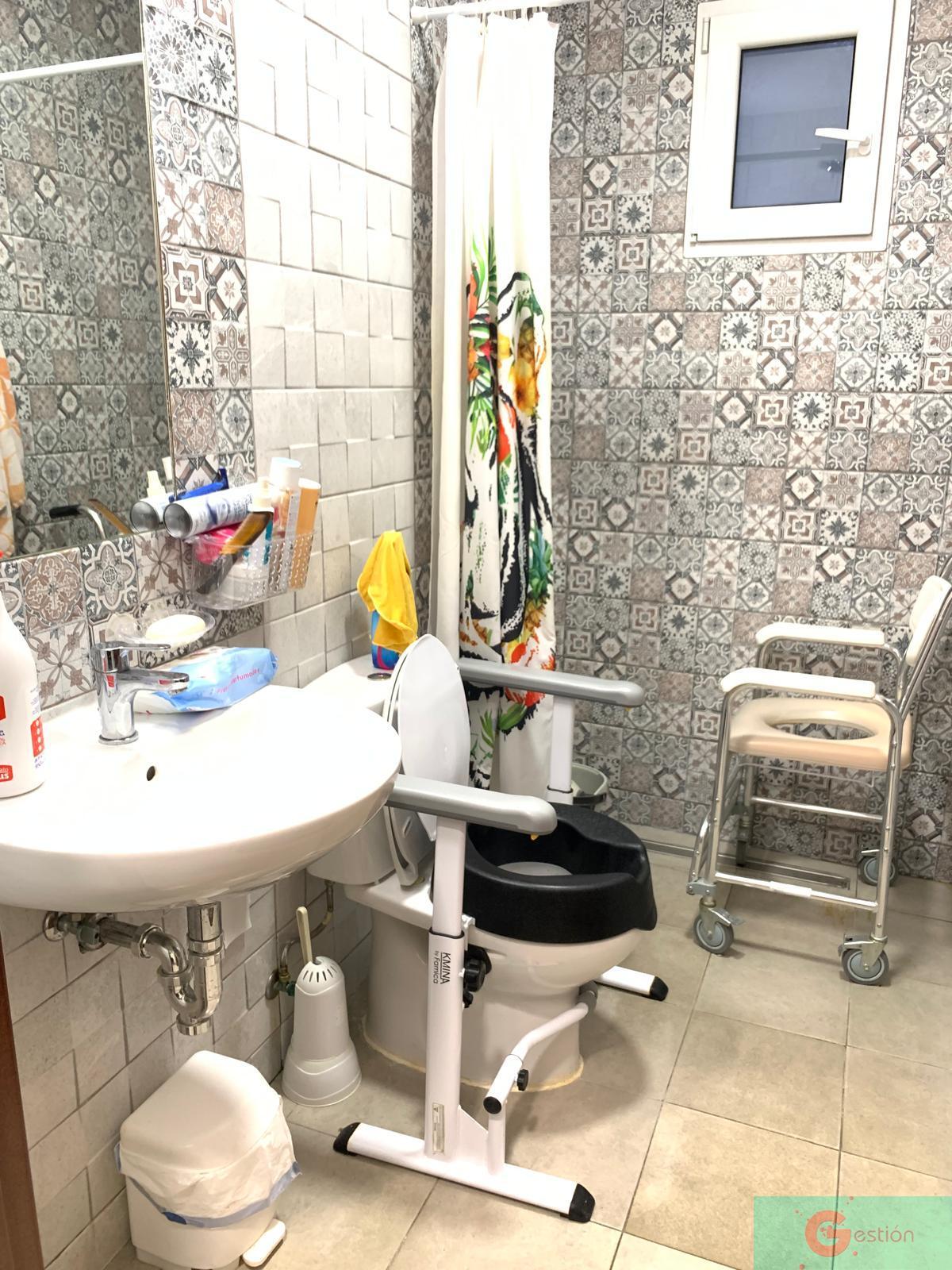For sale of house in Molvízar