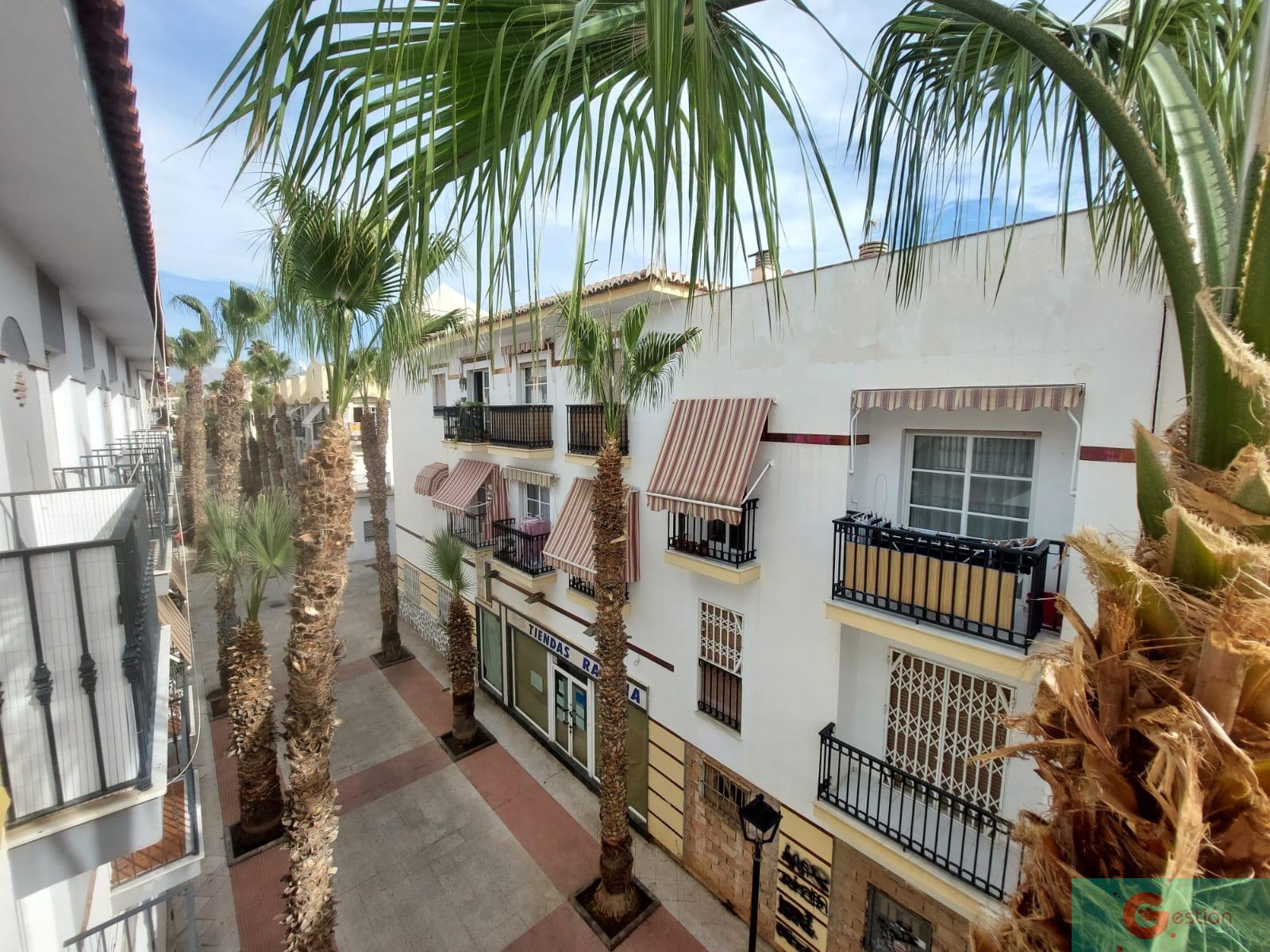 For sale of flat in Salobreña
