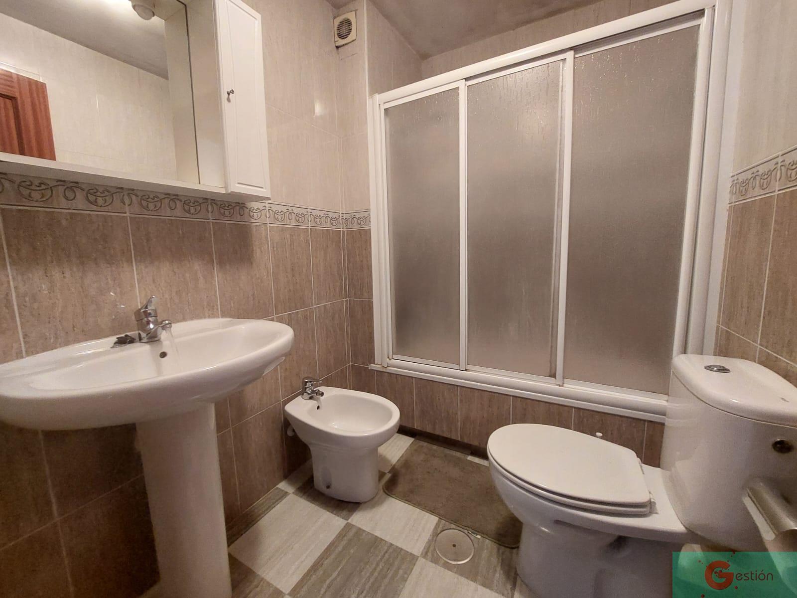 For sale of flat in Salobreña