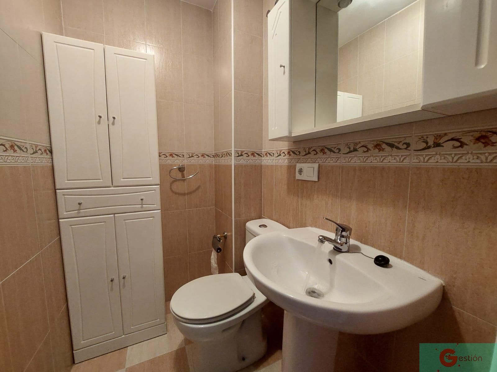 For sale of flat in Salobreña