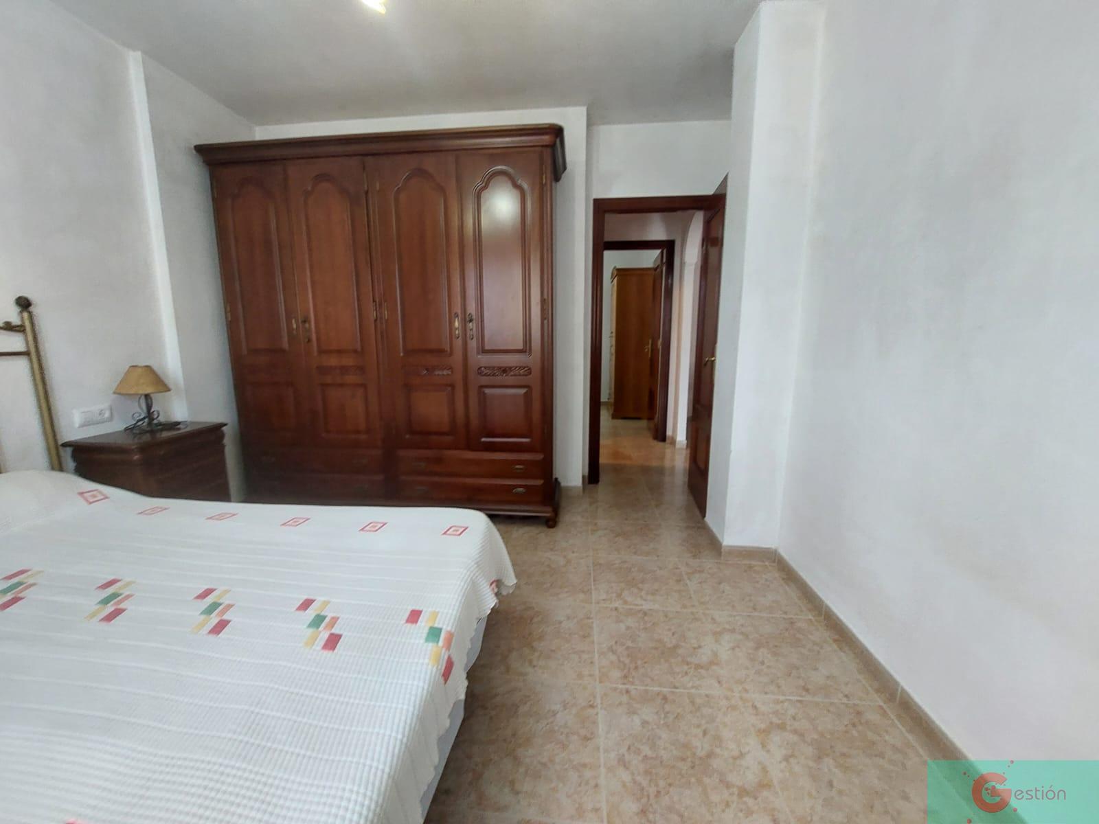 For sale of flat in Salobreña