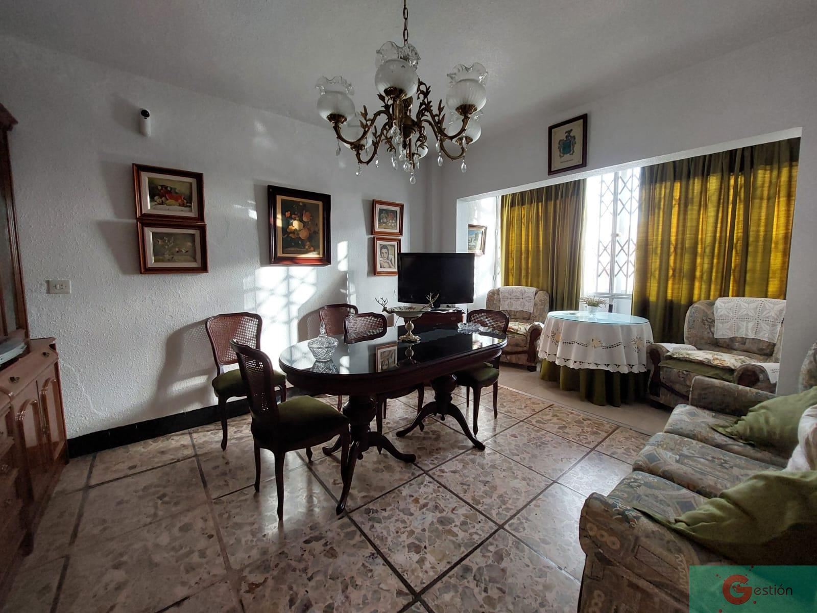 For sale of house in Salobreña