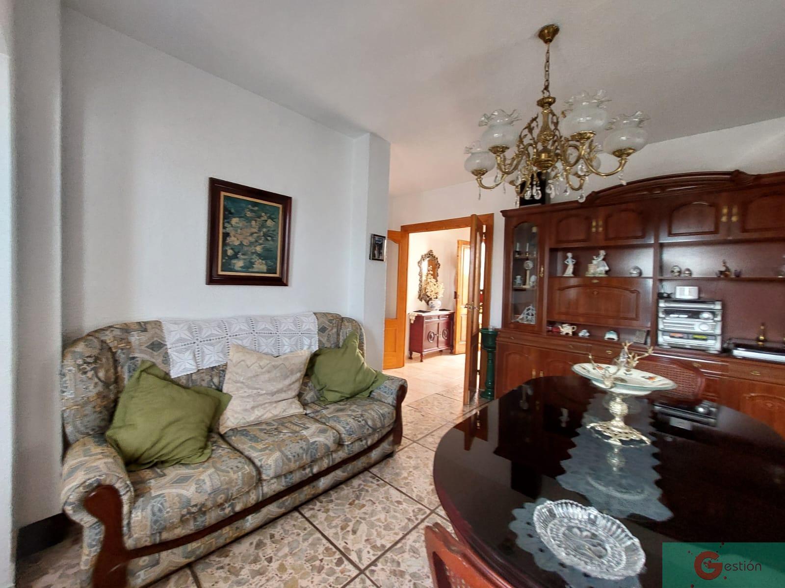 For sale of house in Salobreña