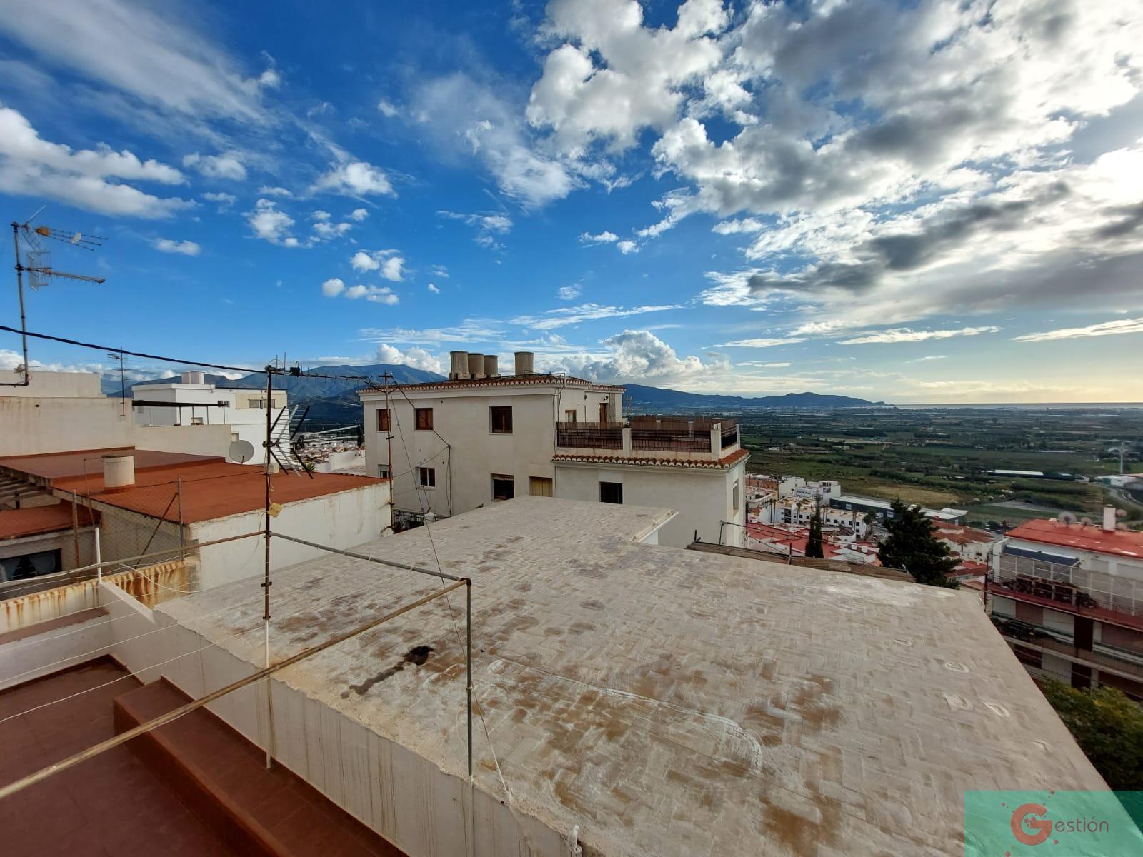 For sale of house in Salobreña