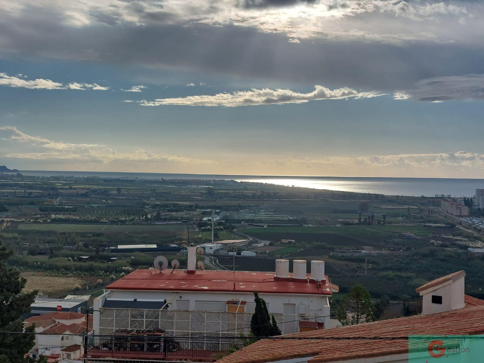For sale of house in Salobreña