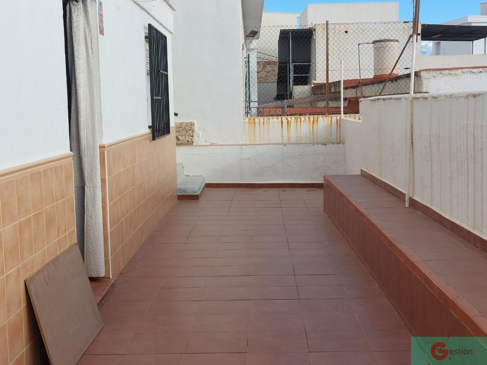 For sale of house in Salobreña