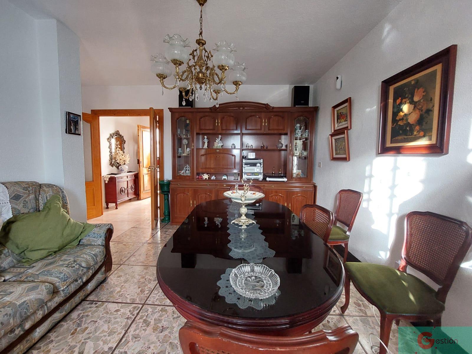 For sale of house in Salobreña