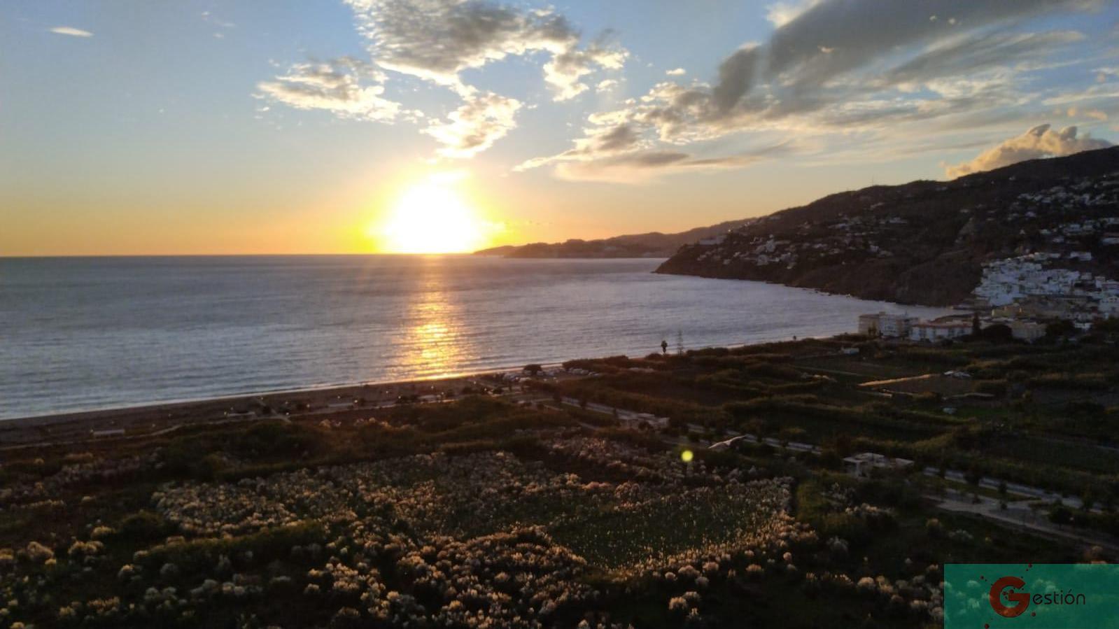 For sale of house in Salobreña
