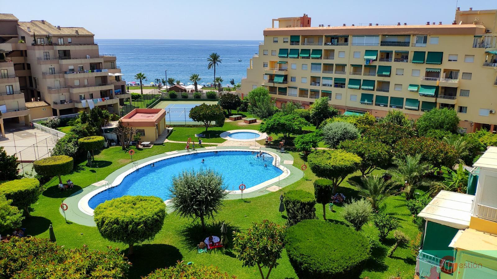 For sale of apartment in Salobreña