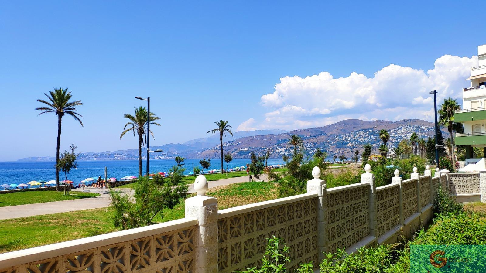 For sale of apartment in Salobreña