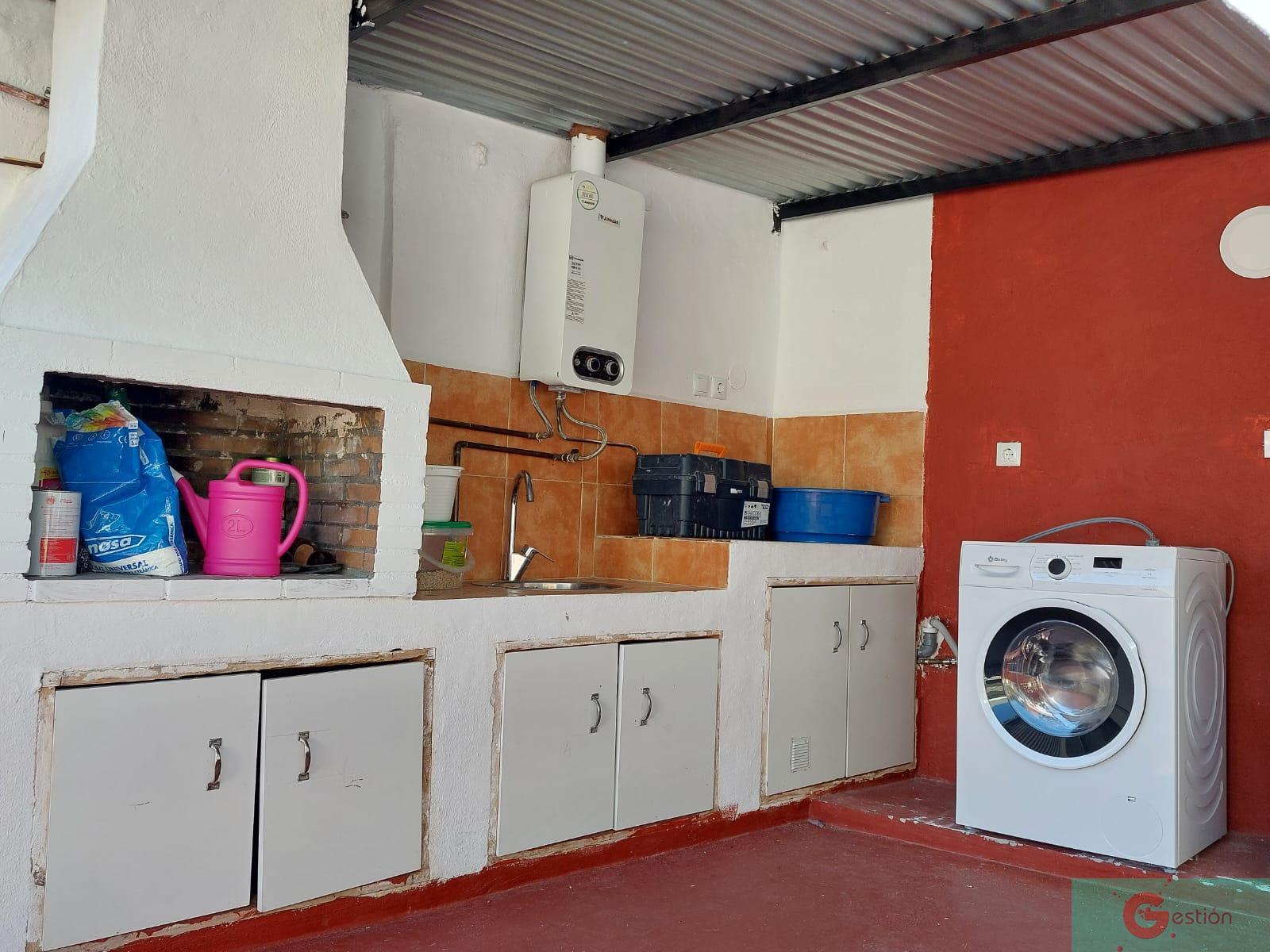 For sale of house in Salobreña