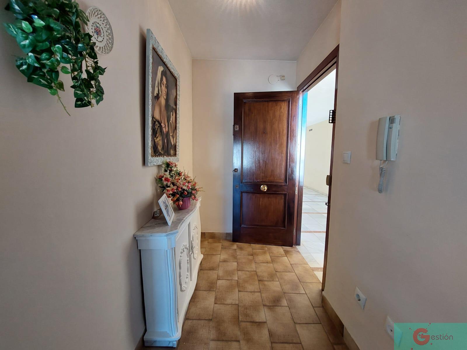 For sale of house in Salobreña