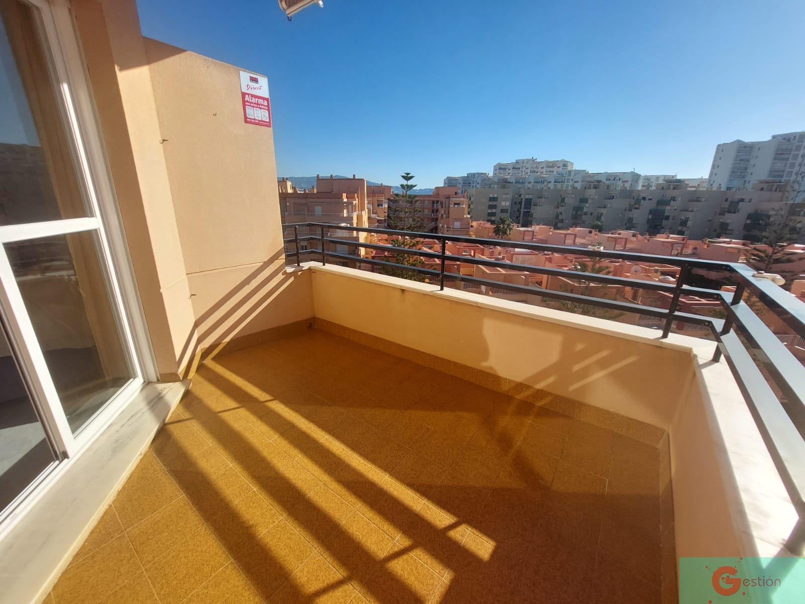 For sale of apartment in Salobreña