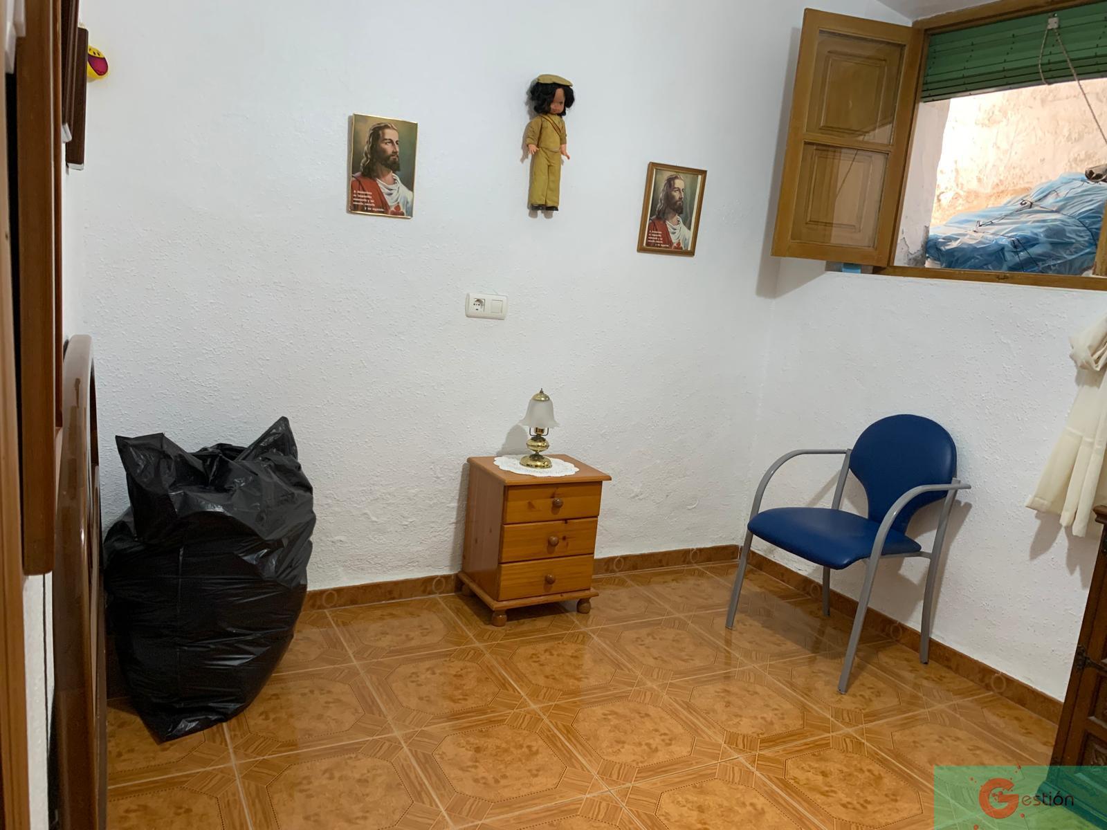 For sale of house in Salobreña