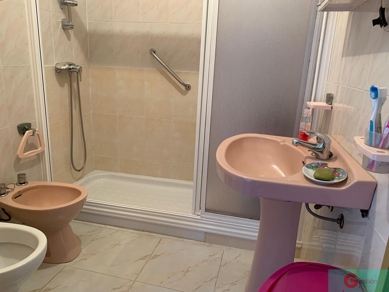 For sale of house in Salobreña