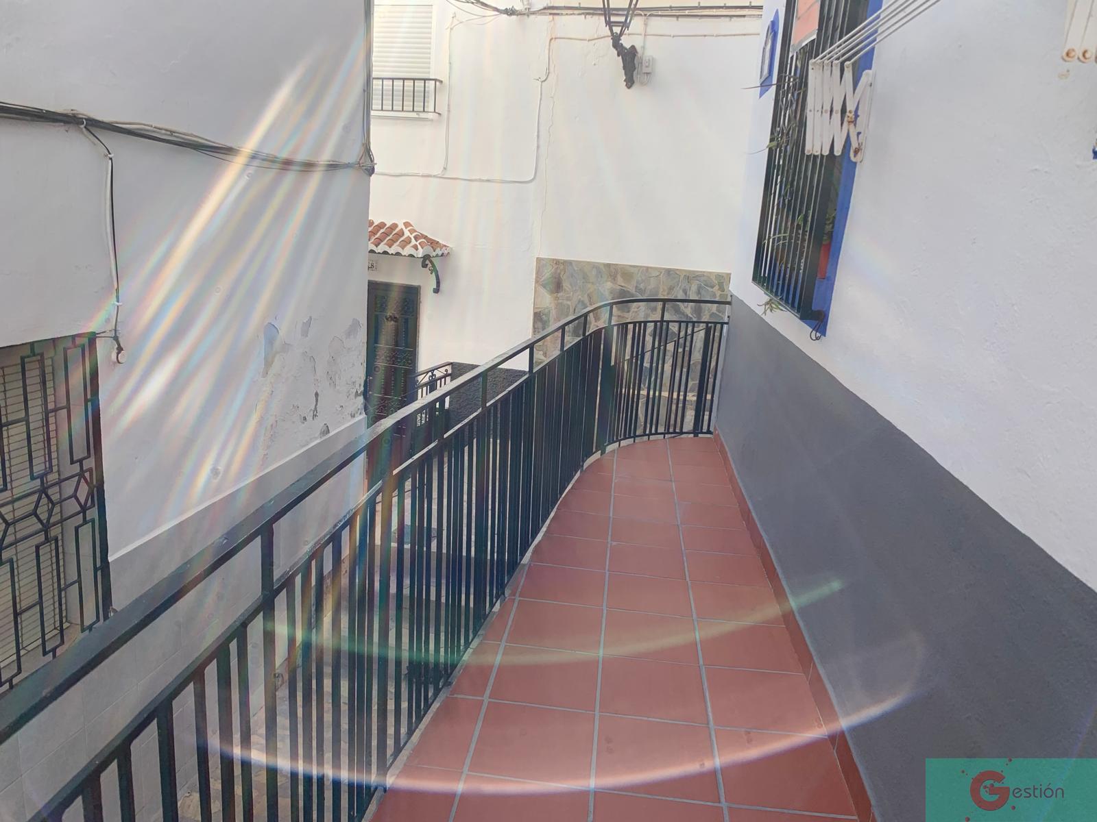 For sale of house in Salobreña