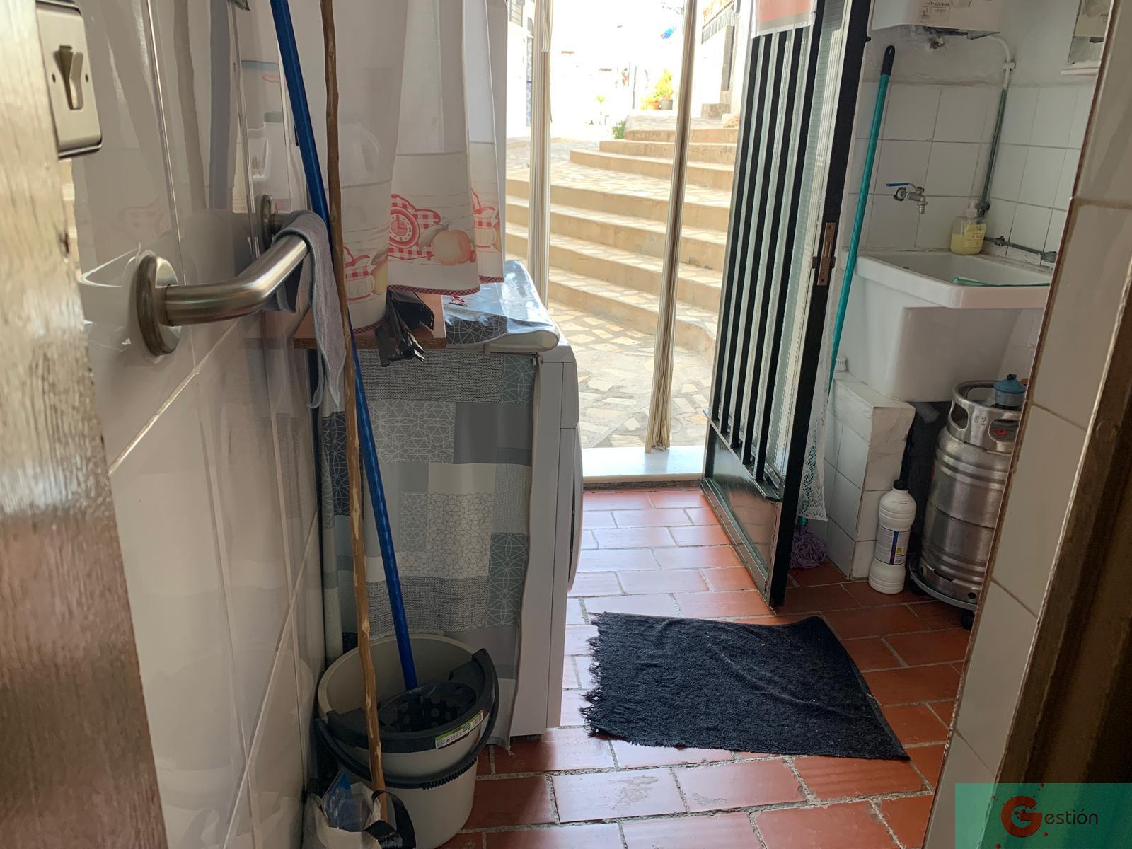For sale of house in Salobreña