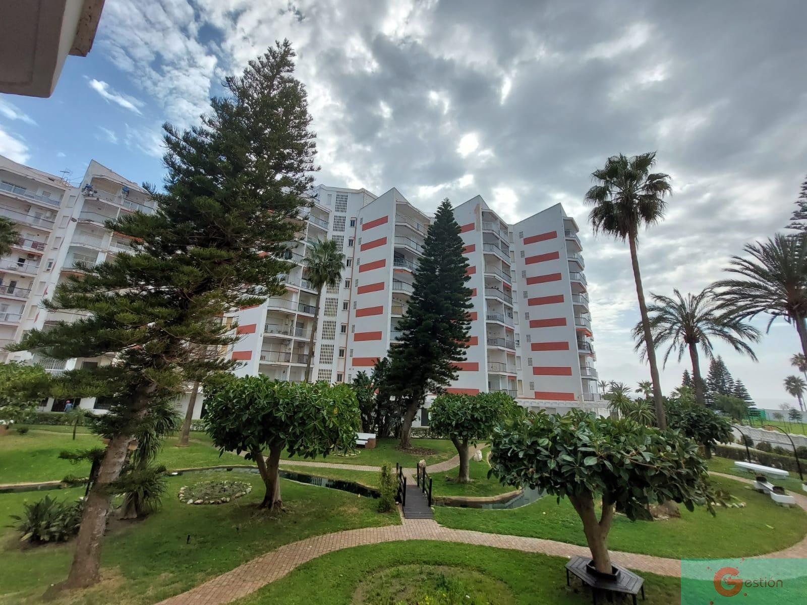 For sale of apartment in Salobreña