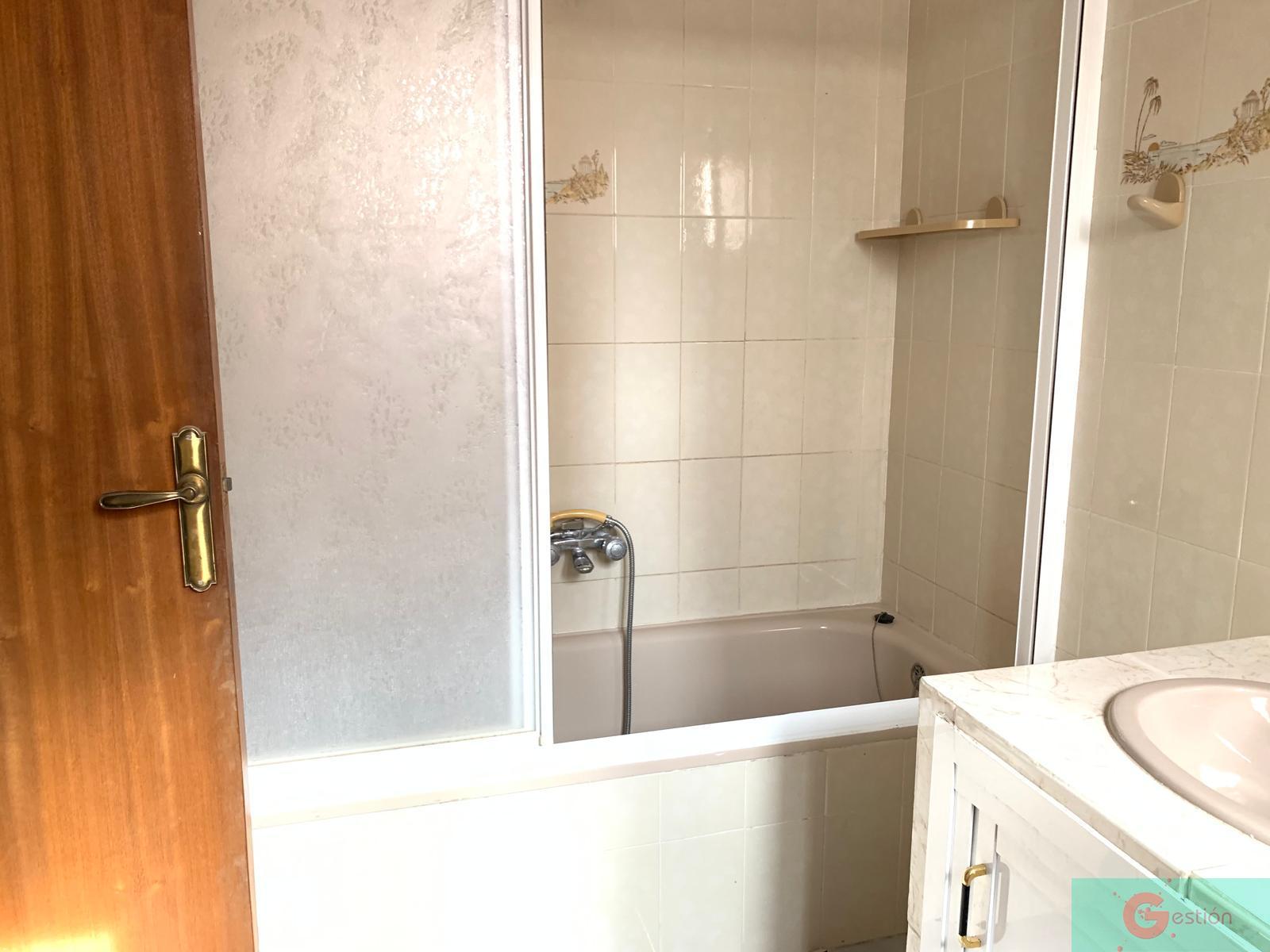 For sale of house in Molvízar