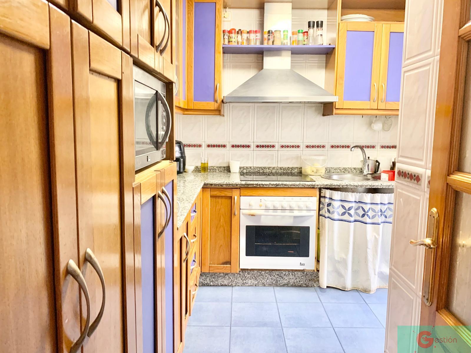 For sale of house in Salobreña