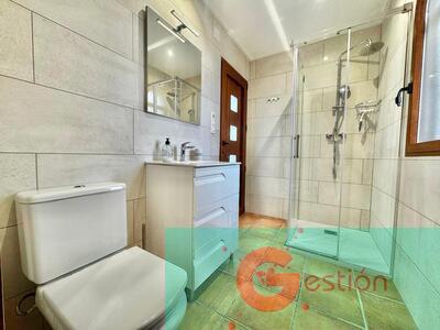 For sale of villa in Salobreña