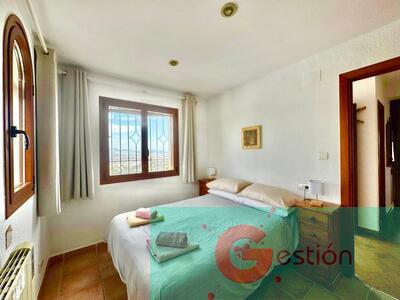 For sale of villa in Salobreña