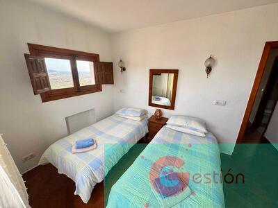 For sale of villa in Salobreña