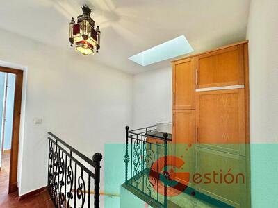 For sale of villa in Salobreña