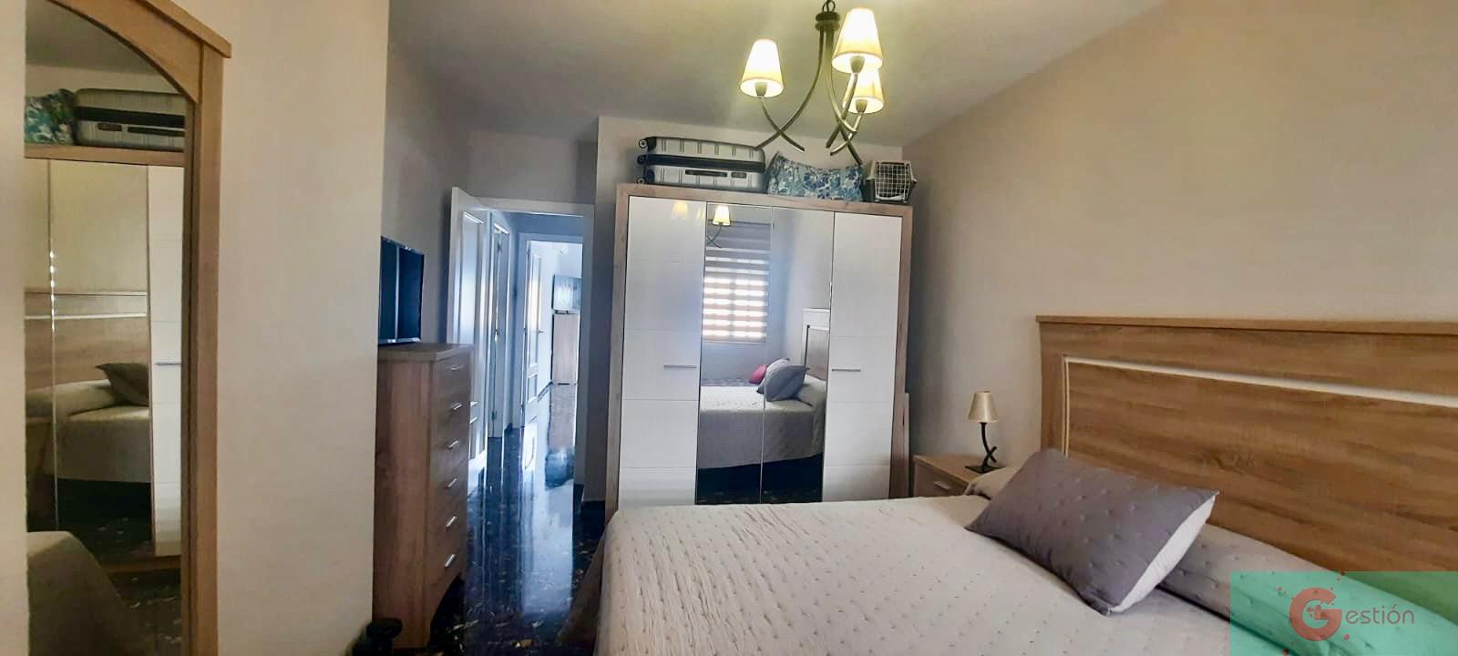 For sale of flat in Salobreña