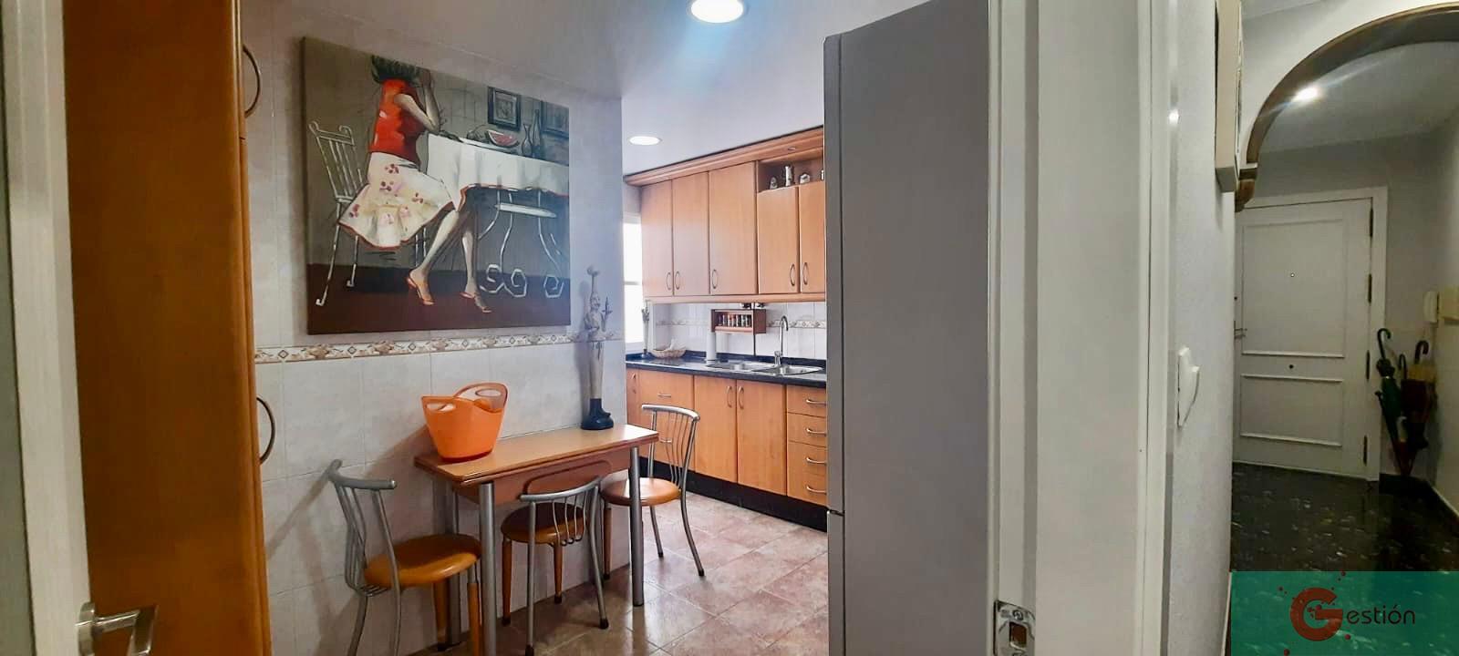 For sale of flat in Salobreña