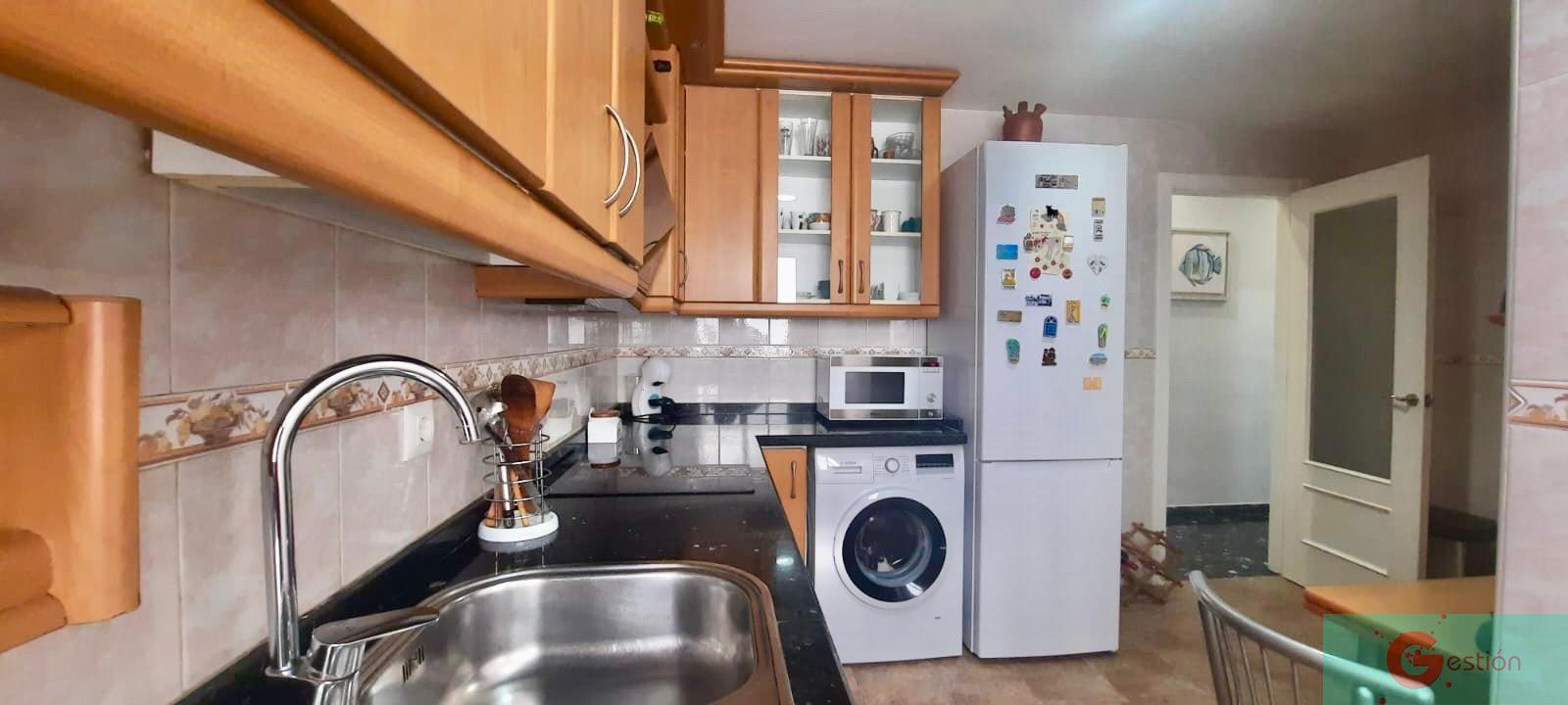 For sale of flat in Salobreña