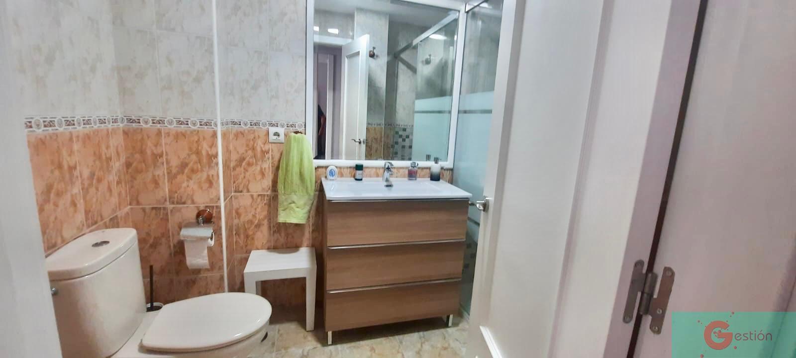 For sale of flat in Salobreña