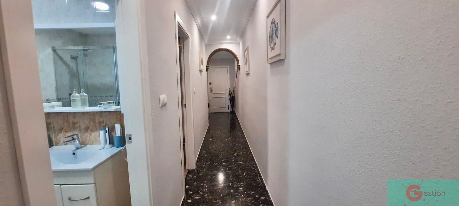 For sale of flat in Salobreña