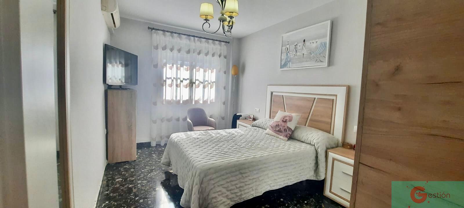 For sale of flat in Salobreña
